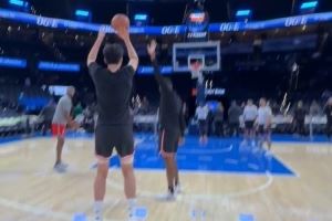 外線手感不錯！楊瀚森賽前熱身 弧頂三分4次出手全部精準入筐