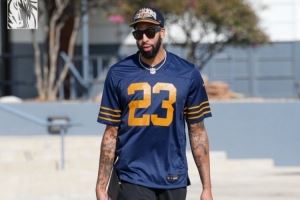 復出在即？濃眉隨隊出征客場 未來4連客&第二場將重回洛杉磯