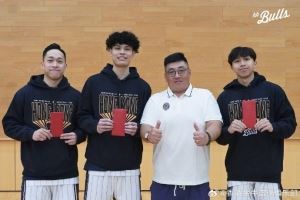 楊睿騏&吳委峻&楊瑞鴻在全運(yùn)會(huì)表現(xiàn)突出 特此向每人發(fā)放兩萬(wàn)獎(jiǎng)金