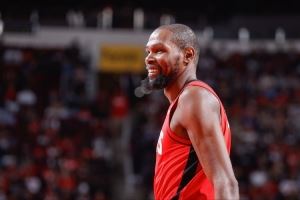 楊毅：都說火箭需要杜蘭特這樣的箭頭 實(shí)際上是杜蘭特更需要火箭