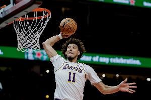 湖人本季關(guān)鍵時刻6-0聯(lián)盟唯一不??！海斯：我們彼此目標(biāo)一致！