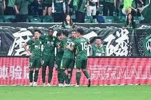 博主：由于當(dāng)?shù)赜?xùn)練條件不佳，國(guó)安今日赴河內(nèi)直接進(jìn)行踩場(chǎng)訓(xùn)練